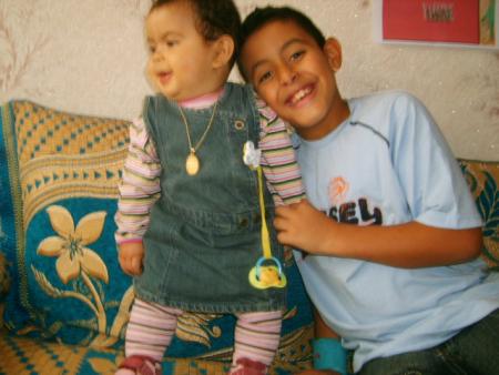 nabil est sa petit soeur a dorré lol